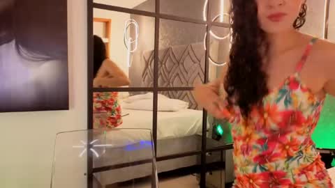 Renata 3 online show from May 30, 11:29 am