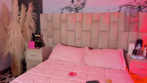 Renata online show from April 20, 4:37 am