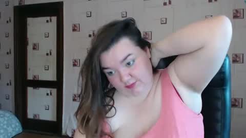 renataoia online show from December 16, 12:06 pm