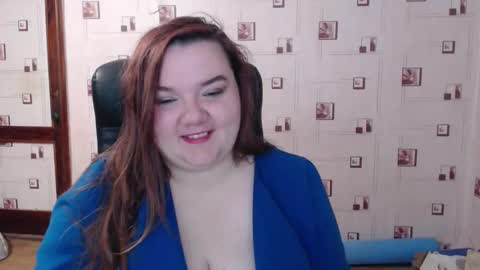 renataoia online show from October 22, 3:34 pm