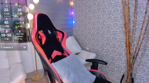 Snapshot of renatareyes chatting on December 14, 1:39 am Renata Reyes online show from December 14, 1:39 am