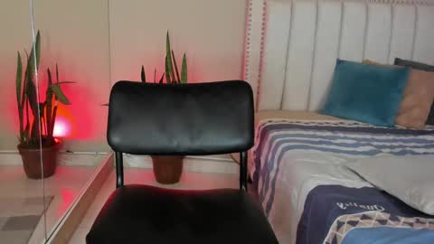      online show from March 3, 6:12 pm