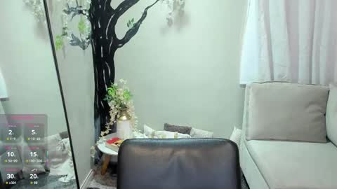      online show from October 25, 12:02 pm