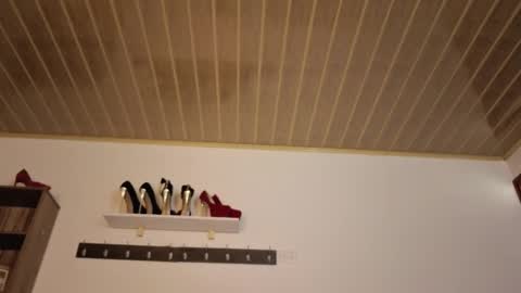 renaxi_smith online show from January 7, 7:49 pm