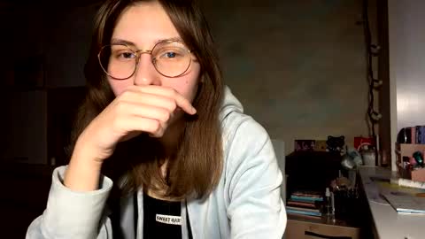 Snapshot of renayreisdorf chatting on February 11, 4:34 pm Mia online show from February 11, 4:34 pm