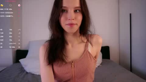 Naomi online show from April 27, 2:48 pm