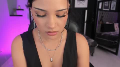 Renee Shelby online show from March 4, 8:26 pm