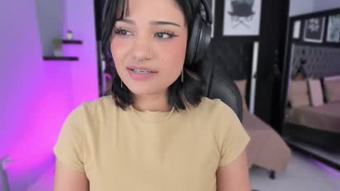 Renee Shelby online show from March 12, 8:26 pm