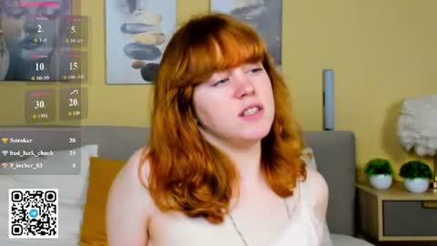 Snapshot of reneefoxy_ chatting on July 5, 4:19 am reneefoxy_ online show from July 5, 4:19 am