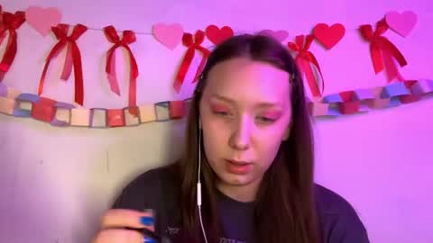Snapshot of reneekinstle chatting on July 31, 9:25 pm Jina online show from July 31, 9:25 pm