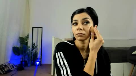 Rena online show from March 16, 3:45 am