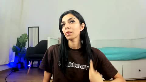 Rena online show from April 2, 3:04 am