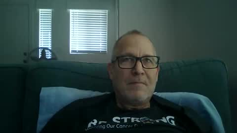 Snapshot of renewaz chatting on February 3, 5:29 pm Renewaz online show from February 3, 5:29 pm