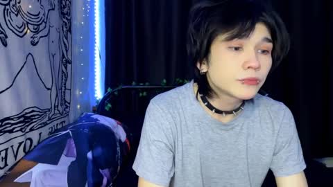 Snapshot of rennuts chatting on January 28, 7:10 pm rennuts online show from January 28, 7:10 pm