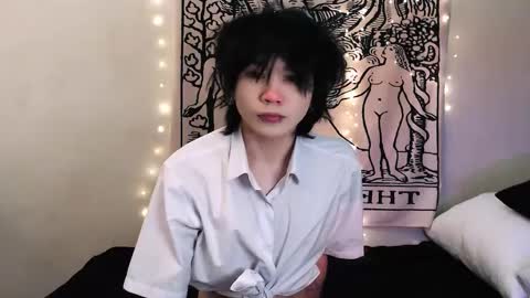 Snapshot of rennuts chatting on March 11, 5:02 pm rennuts online show from March 11, 5:02 pm