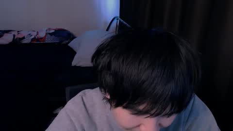 Snapshot of rennuts chatting on January 12, 11:26 am rennuts online show from January 12, 11:26 am