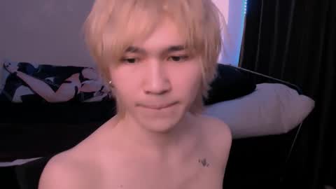 rennuts online show from February 24, 1:20 pm