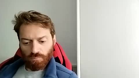 Snapshot of rerauld4 chatting on December 8, 10:30 am Raul online show from December 8, 10:30 am