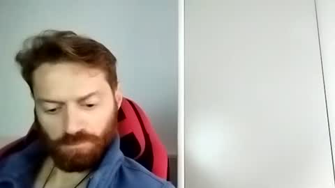 Snapshot of rerauld4 chatting on January 11, 12:40 pm Raul online show from January 11, 12:40 pm