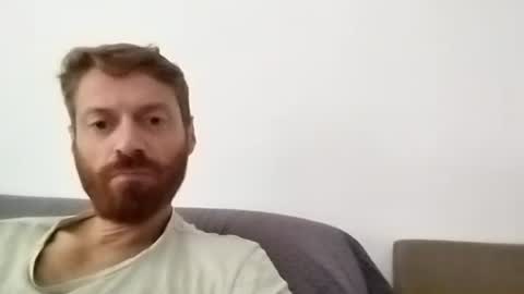 Snapshot of rerauld4 chatting on September 14, 10:14 am Raul online show from September 14, 10:14 am