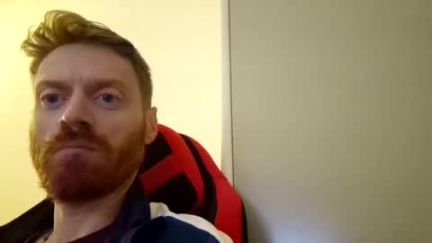 Snapshot of rerauld4 chatting on March 20, 8:35 pm Raul online show from March 20, 8:35 pm