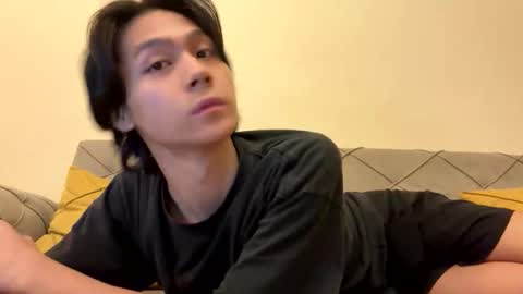 Aiqo online show from December 5, 3:41 pm