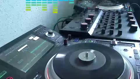 Snapshot of reticuli chatting on April 30, 6:58 pm GearPorn online show from April 30, 6:58 pm