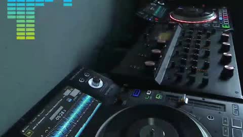 Snapshot of reticuli chatting on May 22, 7:52 pm GearPorn online show from May 22, 7:52 pm