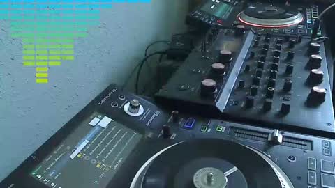Snapshot of reticuli chatting on May 29, 6:06 pm GearPorn online show from May 29, 6:06 pm