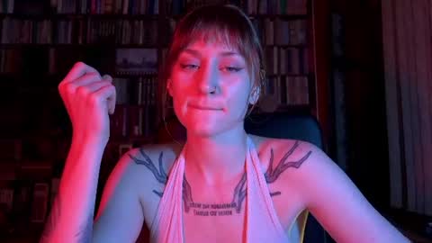 Snapshot of retromarie chatting on June 23, 9:46 pm Rie online show from June 23, 9:46 pm
