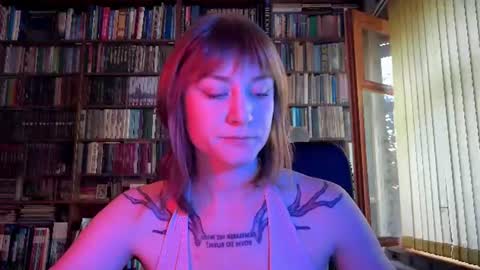 Snapshot of retromarie chatting on June 24, 2:49 pm Rie online show from June 24, 2:49 pm