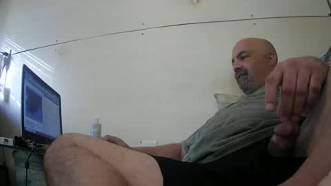 rette837 online show from March 14, 1:27 pm