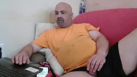 rette837 online show from April 8, 2:50 pm