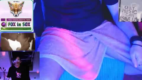 revilo80 online show from February 21, 3:07 am