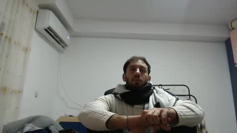 Chris online show from December 5, 9:50 pm