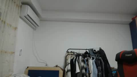 Chris online show from October 10, 3:55 pm