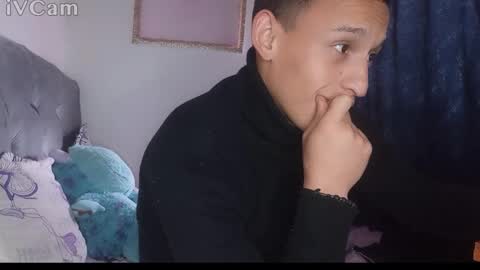 reymasterhot online show from September 18, 5:37 pm