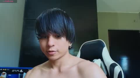 cristopher online show from July 31, 3:33 pm