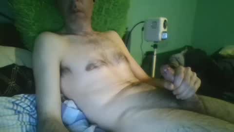 Snapshot of reyes_albert2006 chatting on March 3, 2:36 am reyes_albert2006 online show from March 3, 2:36 am