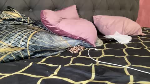 reyna77 online show from January 19, 4:44 am