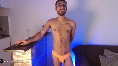 REY PABLO Independent online show from April 2, 10:51 pm