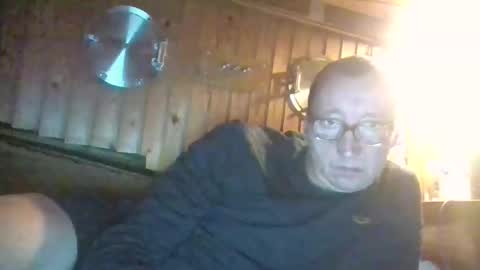 Snapshot of rezznova chatting on October 29, 7:26 pm Joe online show from October 29, 7:26 pm