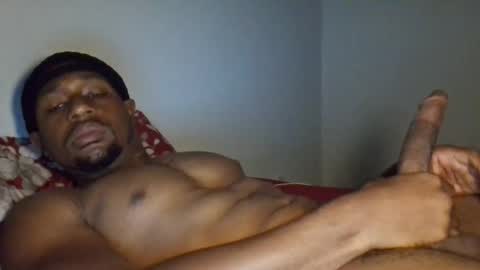Snapshot of rfryre chatting on May 30, 10:23 am Taye online show from May 30, 10:23 am