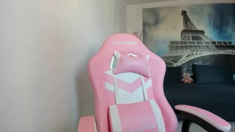 rheaetthan online show from April 16, 8:26 am