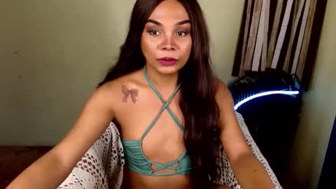 Snapshot of rhianasollway69 chatting on December 1, 6:18 am rhianasollway69 online show from December 1, 6:18 am