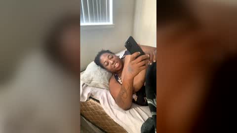 riahrhyme online show from March 17, 5:16 pm