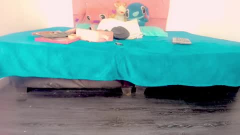 Rianna Garcia online show from March 28, 6:40 pm