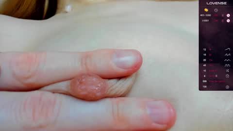 Snapshot of riawoods chatting on January 1, 7:32 pm Ria Woods online show from January 1, 7:32 pm