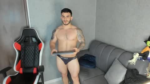 ricardogonzalez666 online show from February 27, 8:53 pm