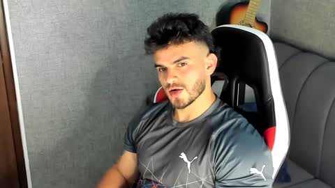 ricardogonzalez666 online show from September 14, 8:19 pm